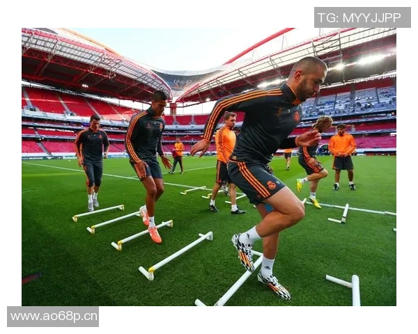 武汉足球队耐力分析与战术调整的深度探讨与展望